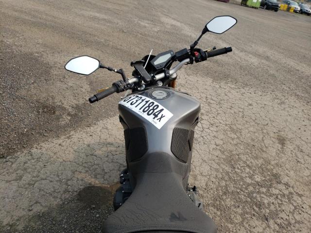 2015 YAMAHA FZ09 JYARN33N0FA001052