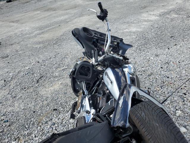 2019 HARLEY-DAVIDSON FLHTCUTG 1HD1MAF13KB856638