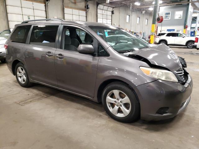 VIN 5TDKK3DC2GS706354 2016 Toyota Sienna, LE no.4