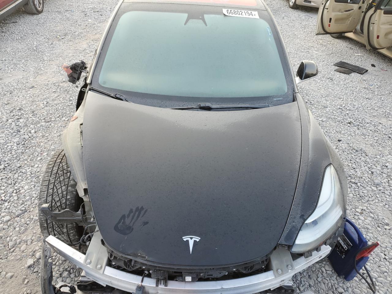 Lot #2758744518 2018 TESLA MODEL 3