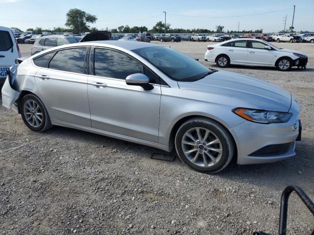 VIN 3FA6P0HD5HR249764 2017 Ford Fusion, SE no.4