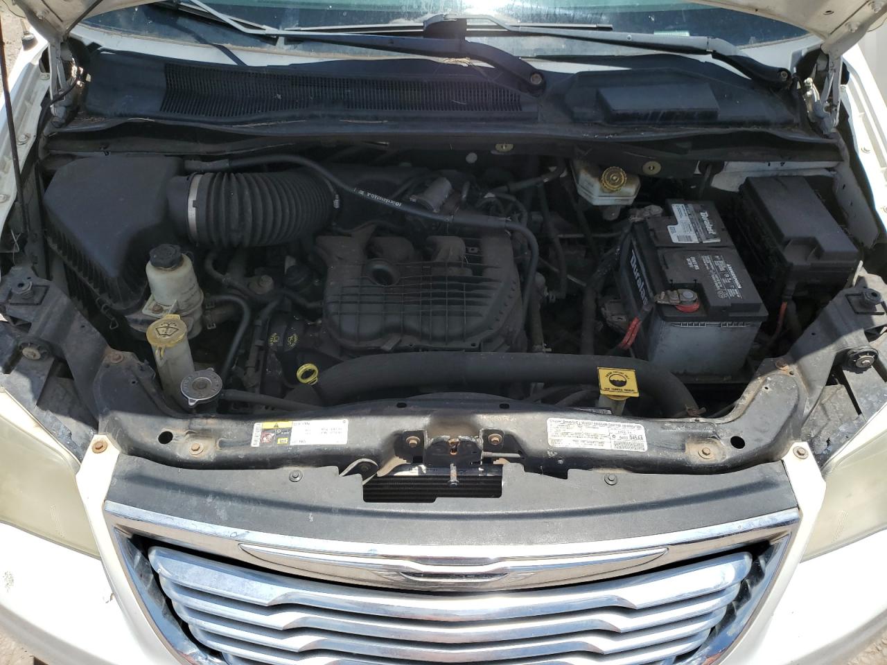 Lot #2822086304 2013 CHRYSLER TOWN & COU