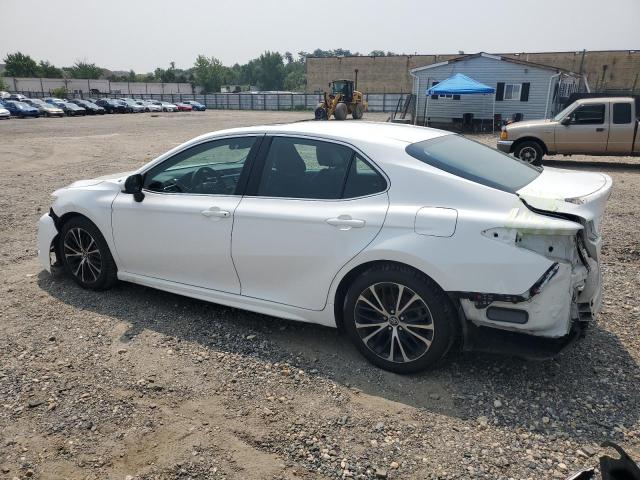 VIN 4T1B11HK0JU600279 2018 Toyota Camry, L no.2