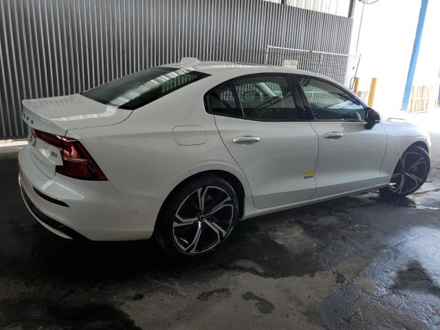 7JRL12FL5RG307130 Volvo S60 Plus Plus 2024