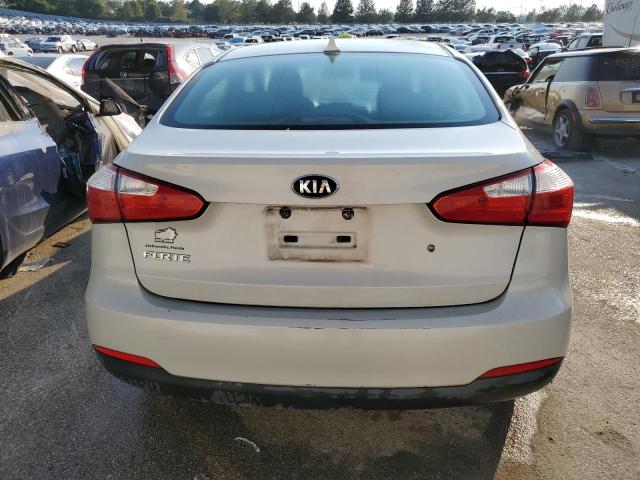 VIN KNAFK4A65F5409411 2015 KIA Forte, LX no.6