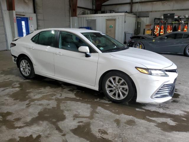 VIN 4T1C11AK0MU589822 2021 Toyota Camry, LE no.4