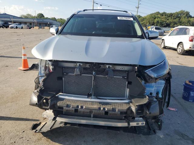 VIN 5TDKDRBH5PS511974 2023 Toyota Highlander, L no.5