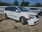 CHRYSLER TOWN & COU photo