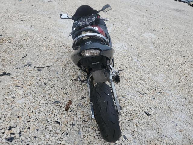 2005 SUZUKI GSX1300 RK JS1GW71A652103149