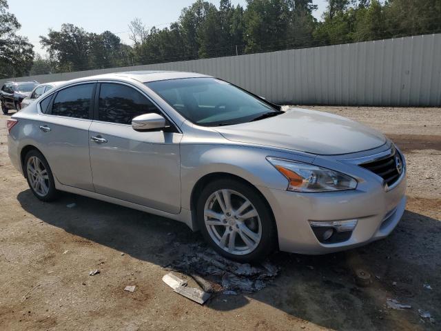 VIN 1N4BL3AP0DN427710 2013 Nissan Altima, 3.5S no.4