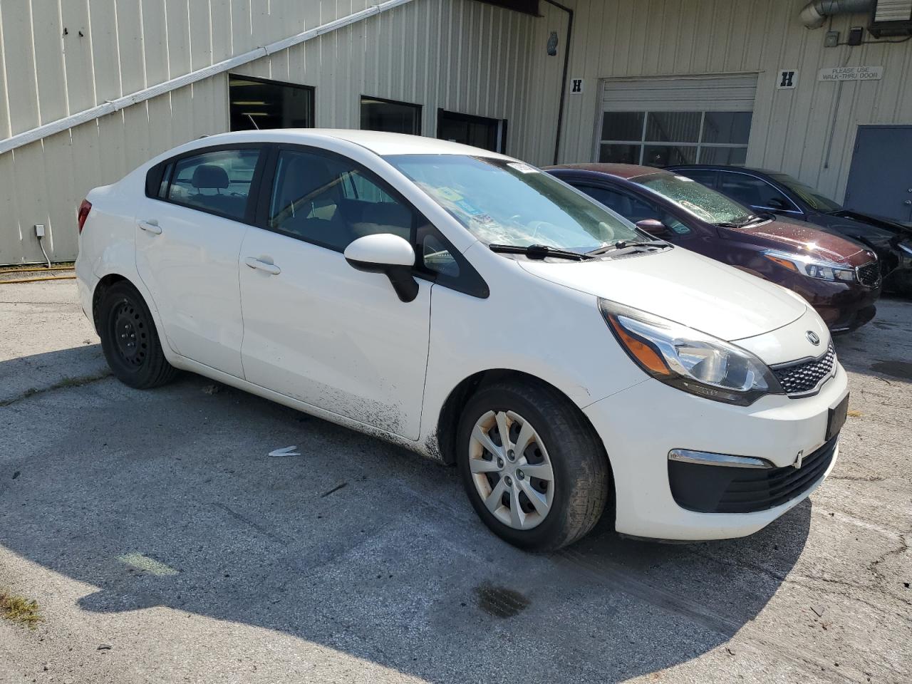 Lot #2906910784 2016 KIA RIO LX