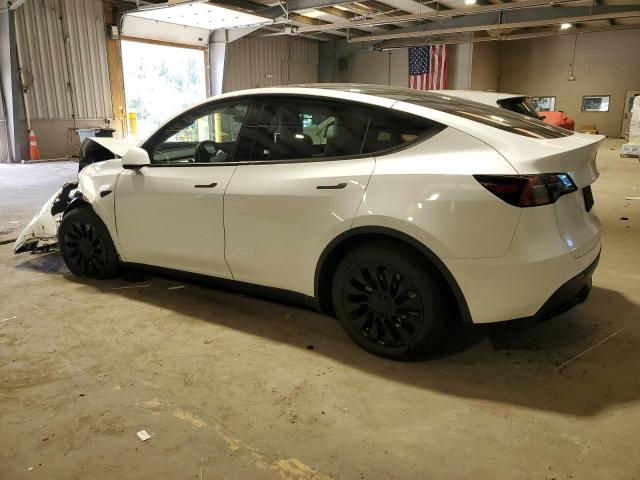 VIN 7SAYGDEE9NF355190 2022 Tesla MODEL Y no.2