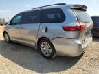 TOYOTA SIENNA XLE photo