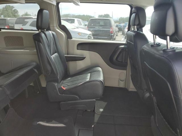 2016 CHRYSLER TOWN & COU - 2C4RC1BG3GR288952