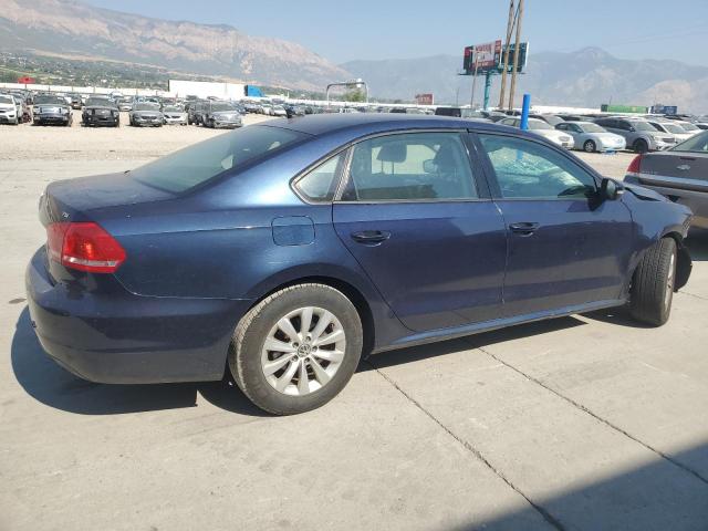 2015 VOLKSWAGEN PASSAT S - 1VWAT7A30FC039530