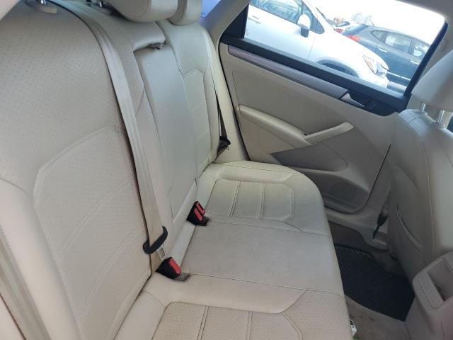 2015 VOLKSWAGEN 356 1VWAS7A37FC077758