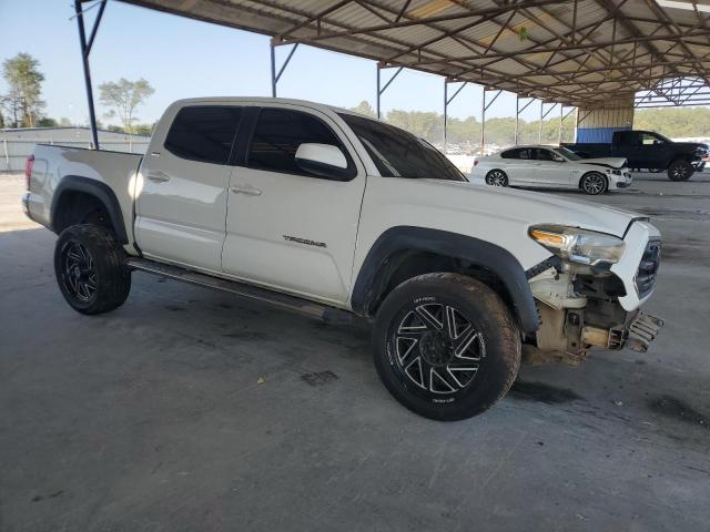 VIN 5TFAX5GN6JX127469 2018 Toyota Tacoma, Double Cab no.4