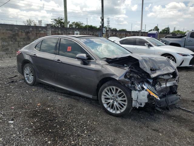 VIN 4T1B11HK5JU142917 2018 Toyota Camry, L no.4