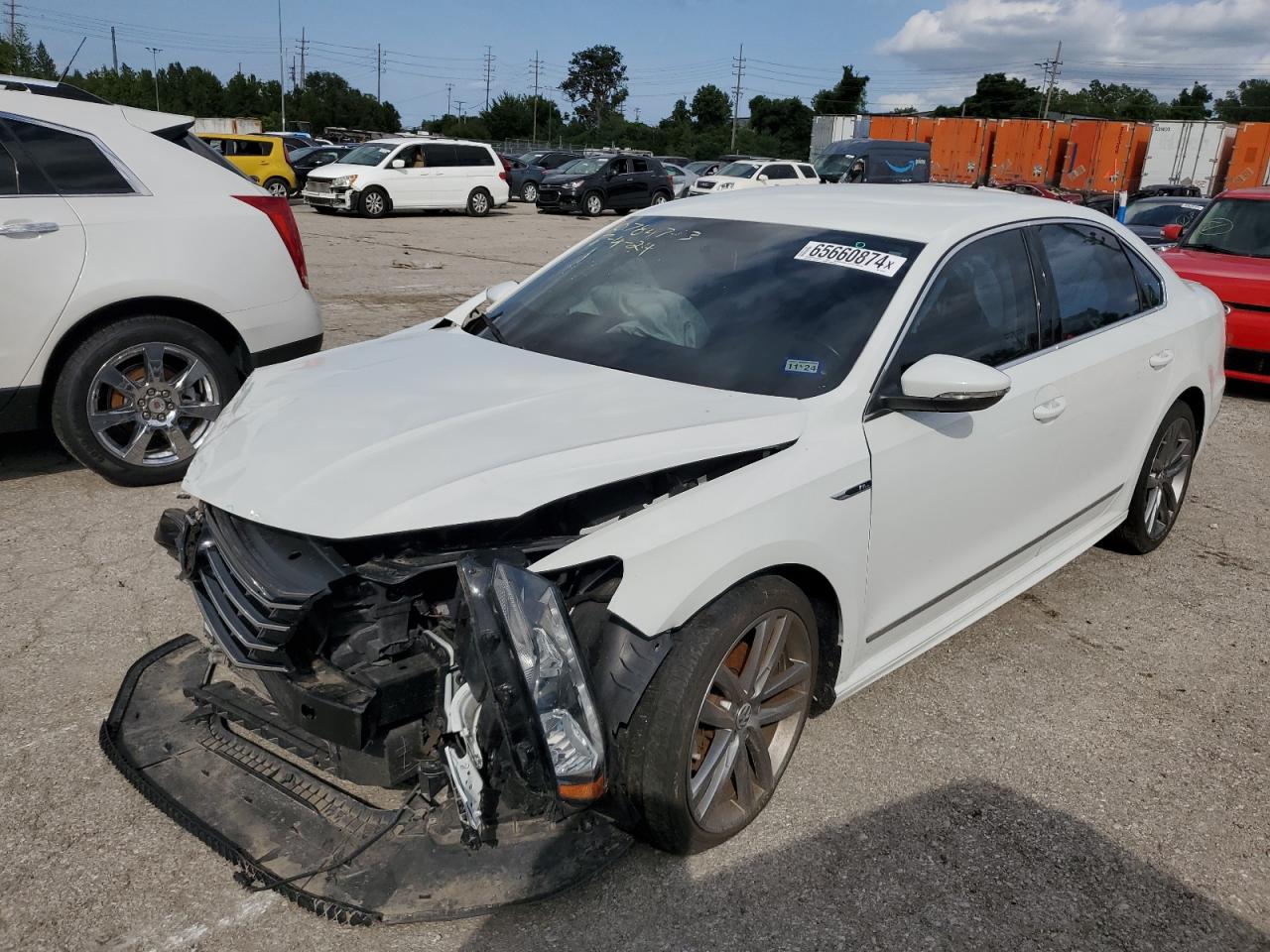 Lot #2813412080 2017 VOLKSWAGEN PASSAT R-L