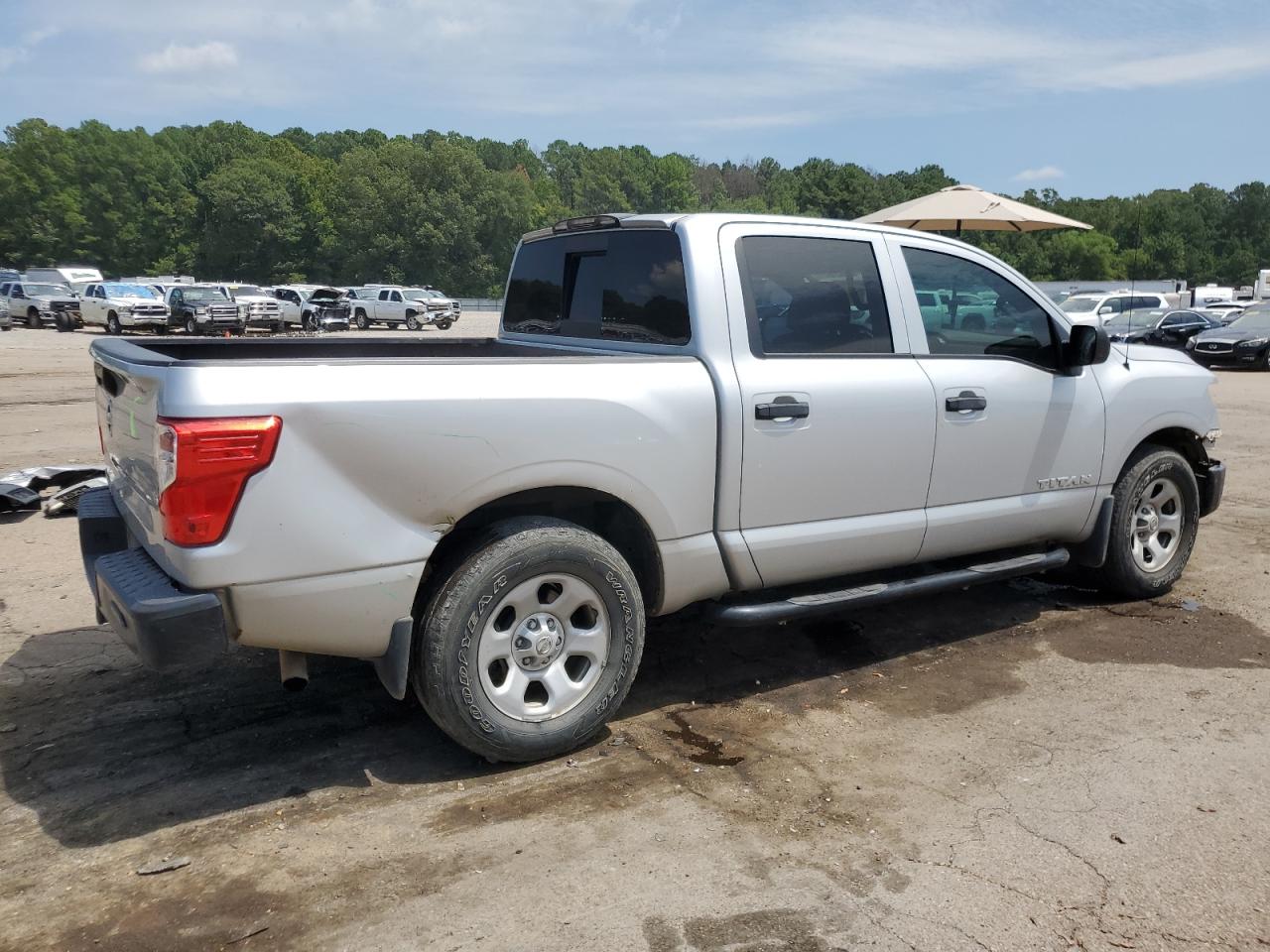 Lot #2771391473 2017 NISSAN TITAN S