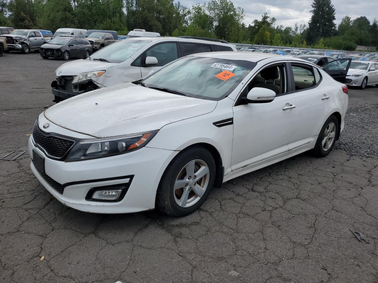 KIA Optima 2015 GL - Middle-low