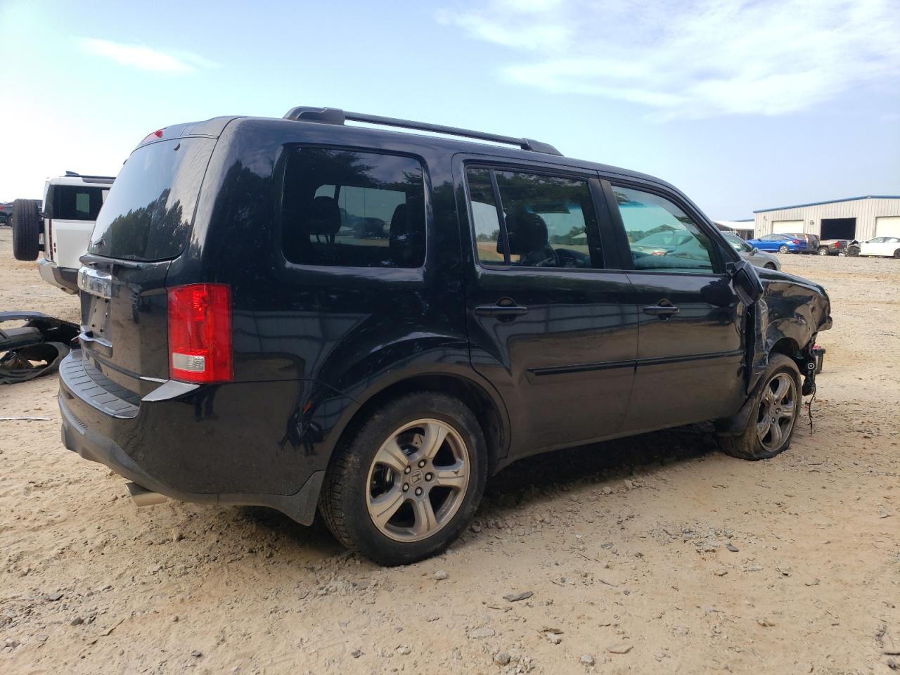 Lot #2978720935 2015 HONDA PILOT