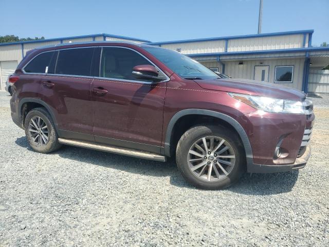 VIN 5TDKZRFH1KS316460 2019 Toyota Highlander, SE no.4