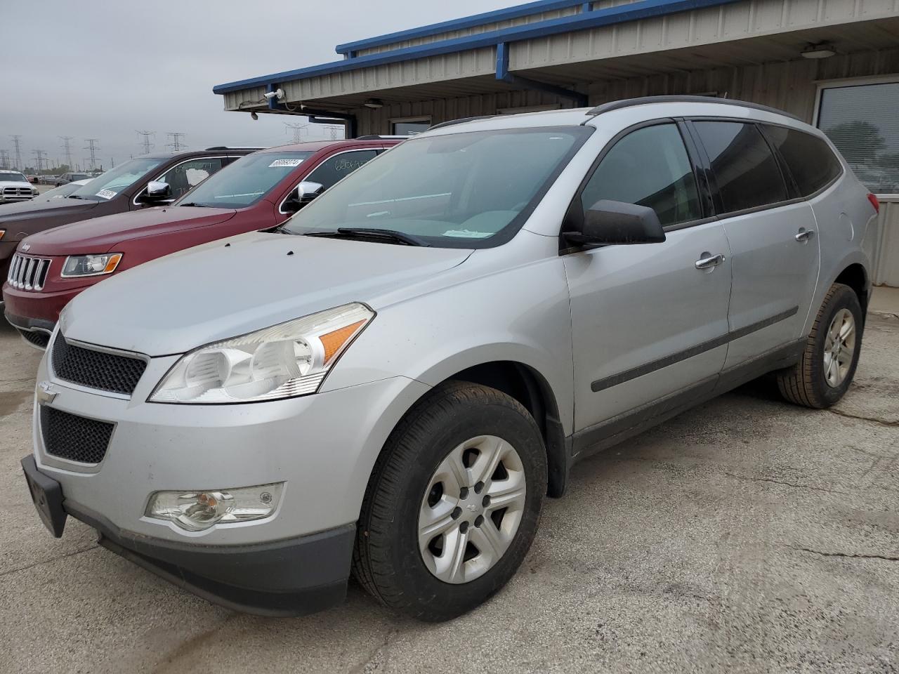 CHEVROLET TRAVERSE L 2012 silver  gas 1GNKRFED0CJ388950 photo #1