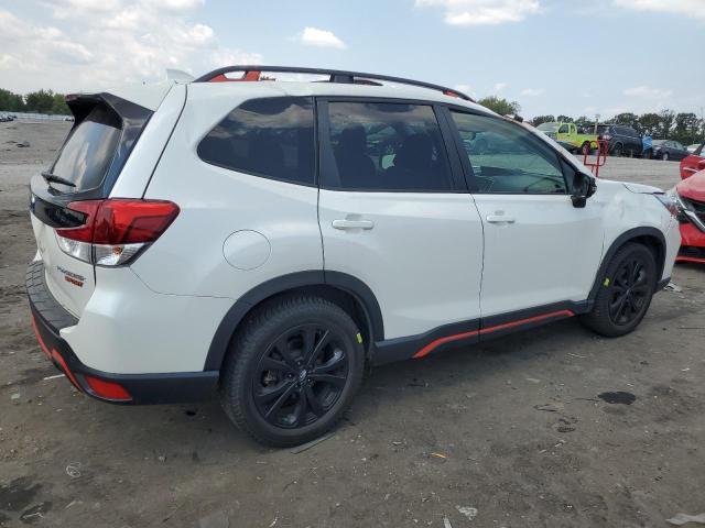 VIN JF2SKAPCXKH580954 2019 Subaru Forester, Sport no.3