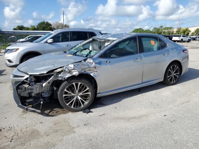 VIN 4T1B11HK5JU026116 2018 Toyota Camry, L no.1