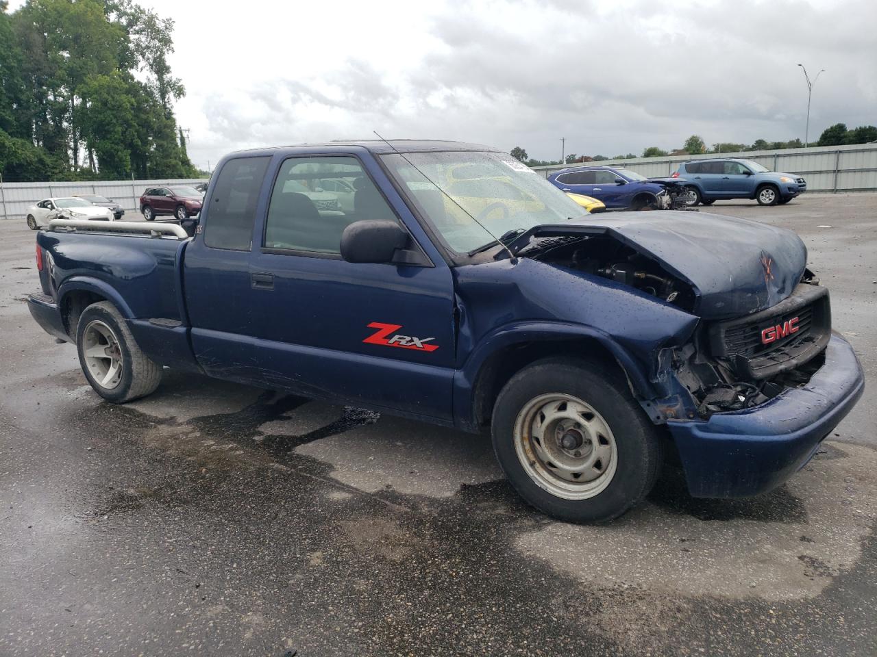 Lot #3029602081 2003 GMC SONOMA