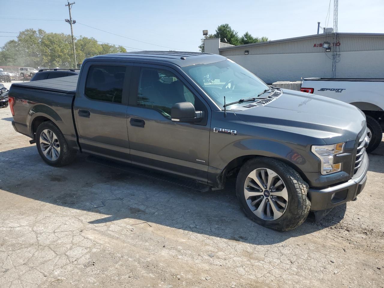 Lot #2828834955 2017 FORD F150 SUPER