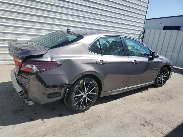 VIN 4T1G11BK1NU069551 2022 Toyota Camry, SE no.3