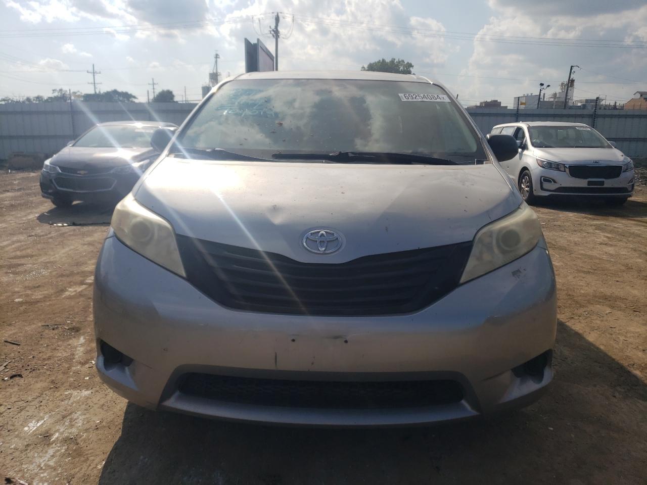 Lot #2991671970 2011 TOYOTA SIENNA BAS