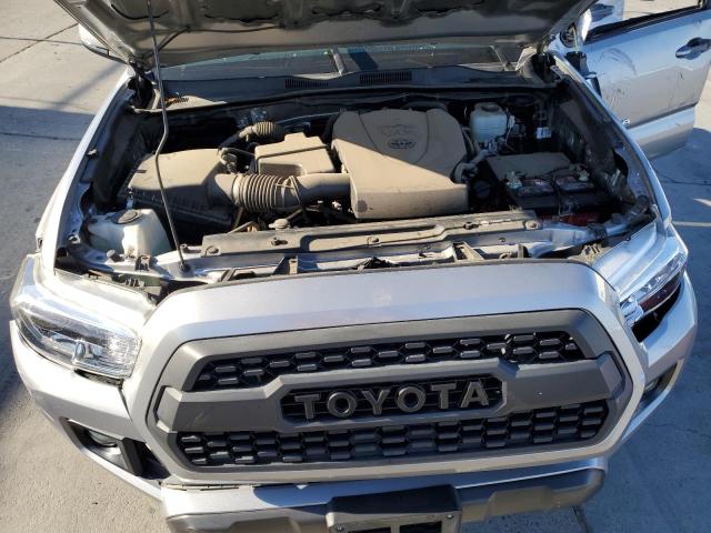 VIN 3TMCZ5AN7JM123786 2018 Toyota Tacoma, Double Cab no.11