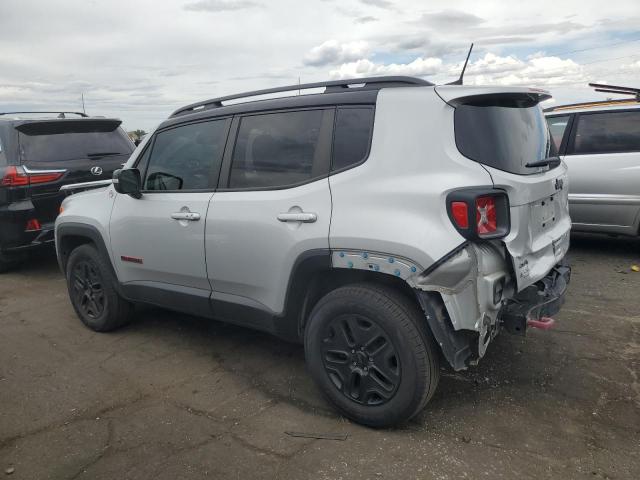 VIN ZACCJBCB6JPG80761 2018 Jeep Renegade, Trailhawk no.2