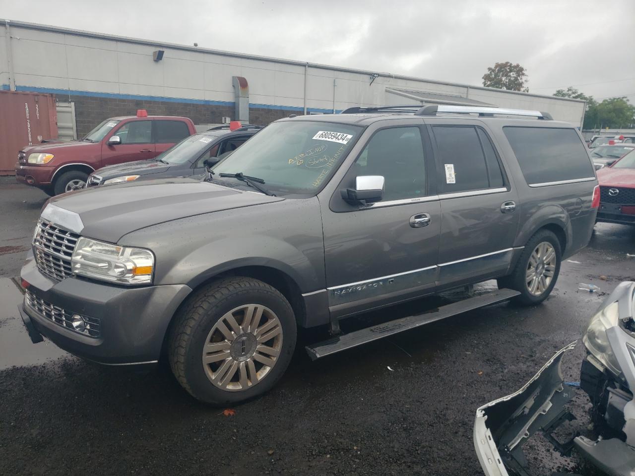 Lot #3024153881 2013 LINCOLN NAVIGATOR