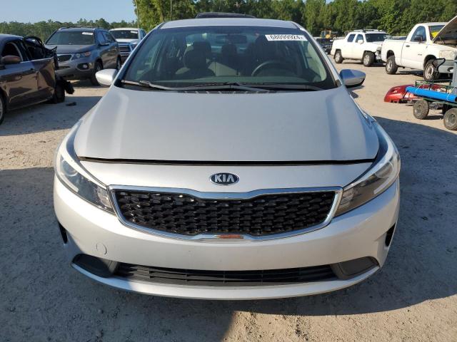 VIN 3KPFK4A73JE227523 2018 KIA Forte, LX no.5