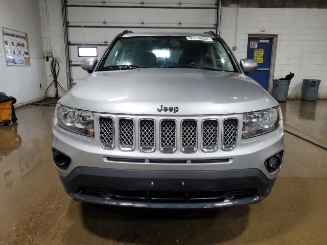 VIN 1C4NJDEBXGD712636 2016 Jeep Compas, Latitude no.5