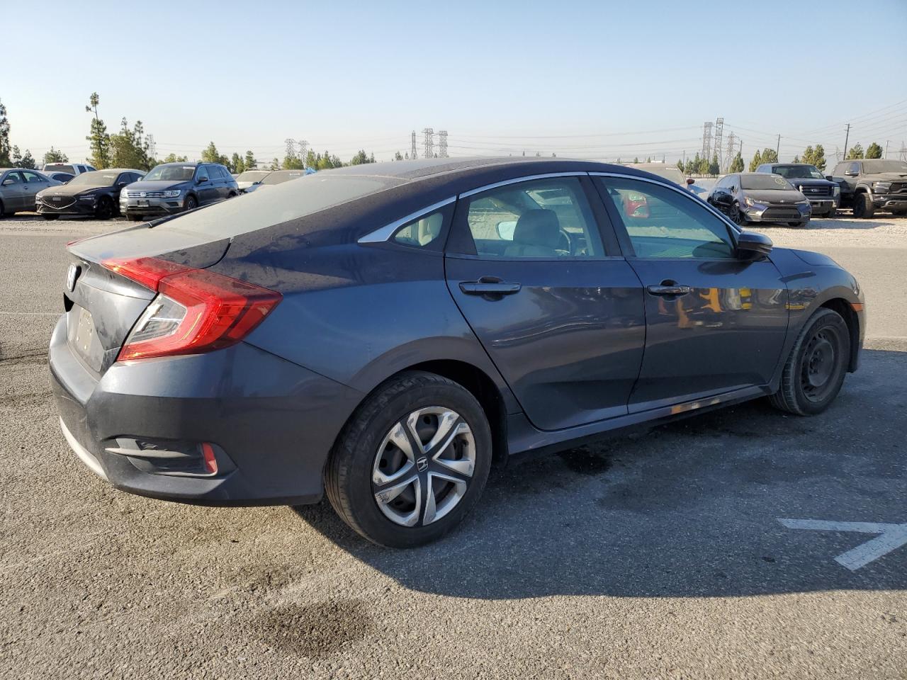 Lot #2771018406 2016 HONDA CIVIC LX