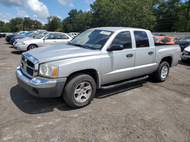 Global Auto Auctions: 2005 DODGE DAKOTA QUA