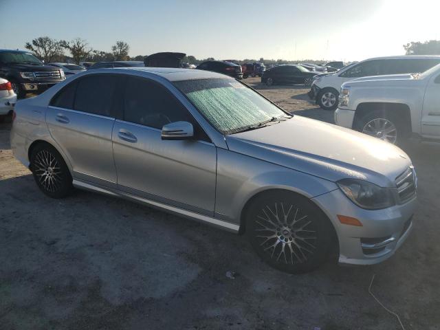 VIN WDDGF4HB9EA966509 2014 Mercedes-Benz C-Class, 250 no.4