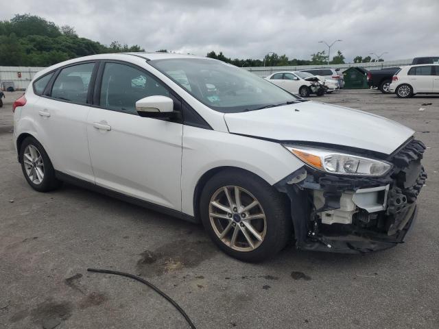 VIN 1FADP3K28GL294128 2016 Ford Focus, SE no.4