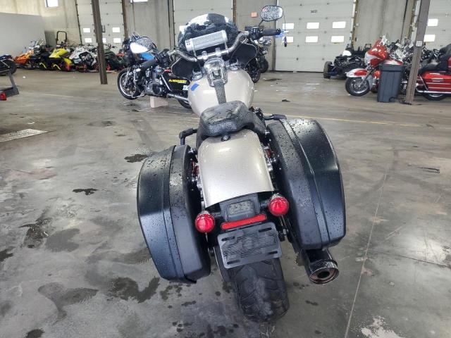 2018 HARLEY-DAVIDSON FLSB SPORT - 1HD1YMJ22JC050319