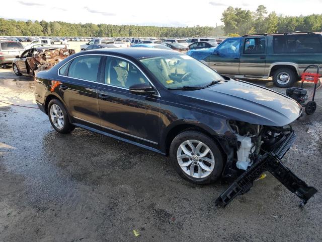 2017 VOLKSWAGEN PASSAT S - 1VWAT7A30HC041801