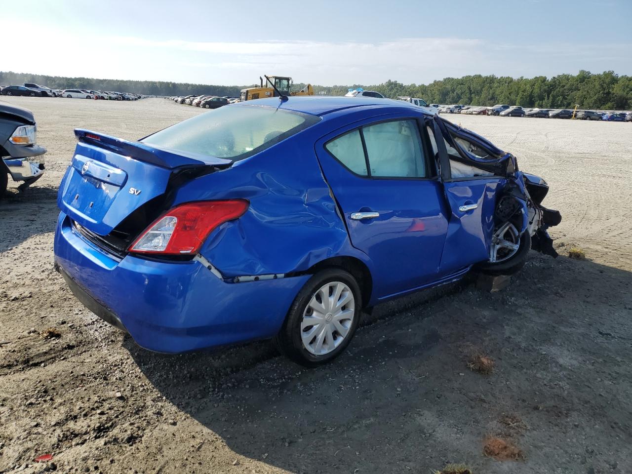 Lot #2776598053 2017 NISSAN VERSA S