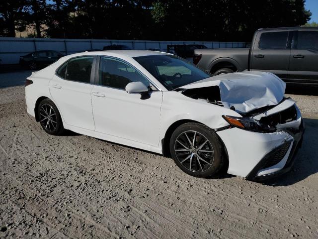 VIN 4T1G11BK1MU045474 2021 Toyota Camry, SE no.4