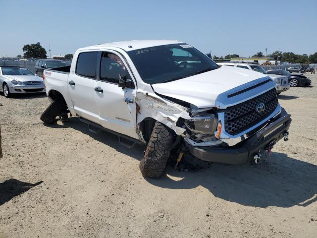 VIN 5TFDY5F15KX828241 2019 TOYOTA TUNDRA no.4