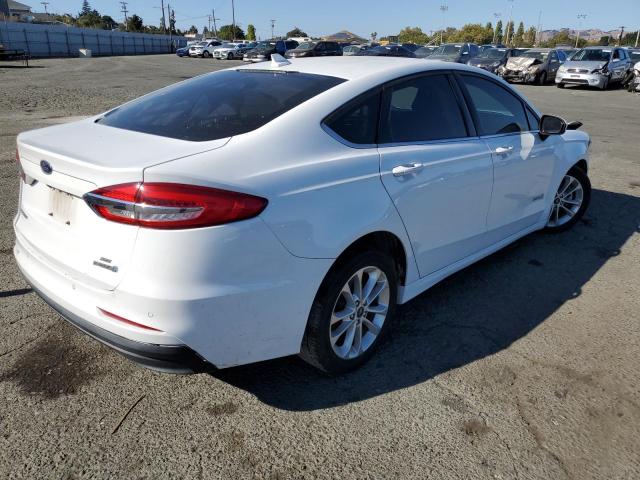 VIN 3FA6P0LU8KR115622 2019 Ford Fusion, SE no.3