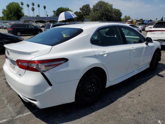 VIN 4T1B11HK5JU647226 2018 Toyota Camry, L no.3